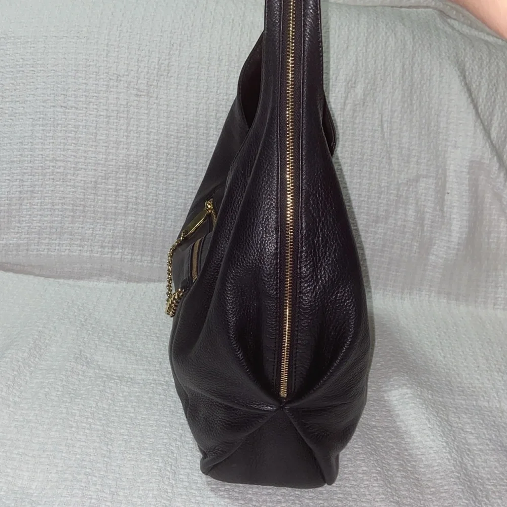 Like new Vince Camuto Zoe pebbled leather Split Hobo bag_7
